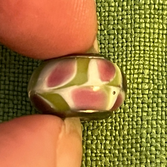Pandora Murano glass charm in green with pink and white swirl pattern, 1 of 5 - Picture 2 of 6